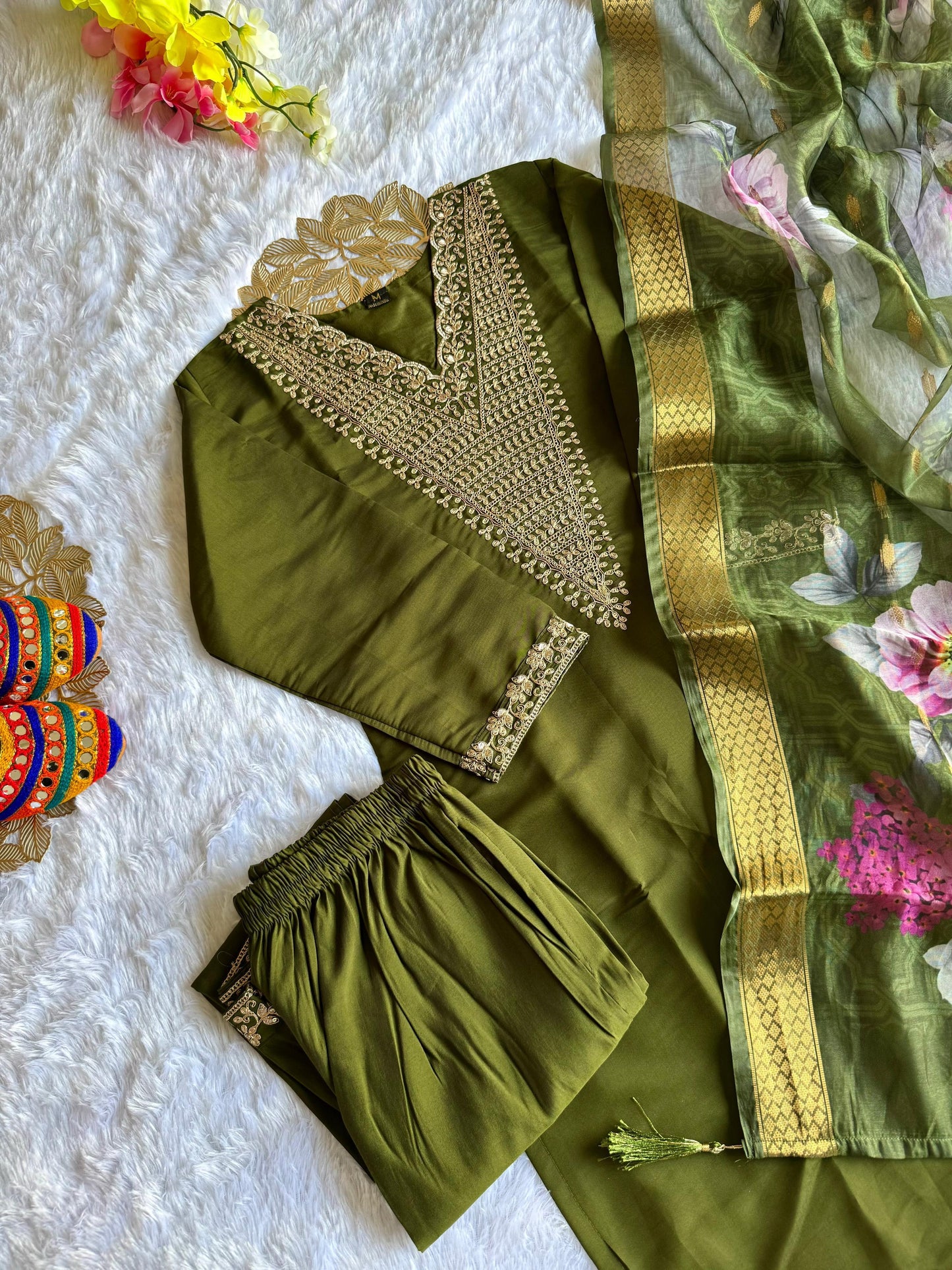 Roman Silk Embroidered Kurti Set with Digital Print Chanderi Dupatta