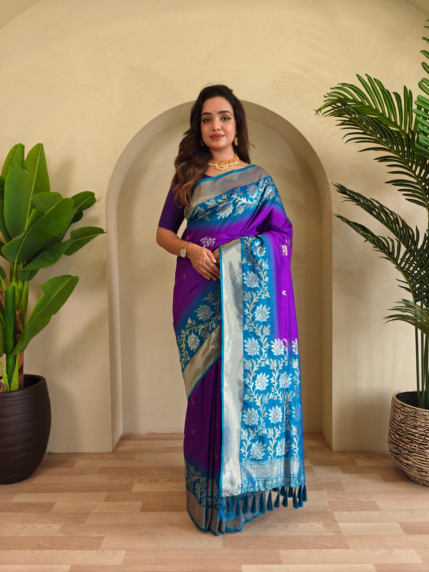 Fulpati - Dual-Tone Silk Saree with Designer Border & Contrast Pallu