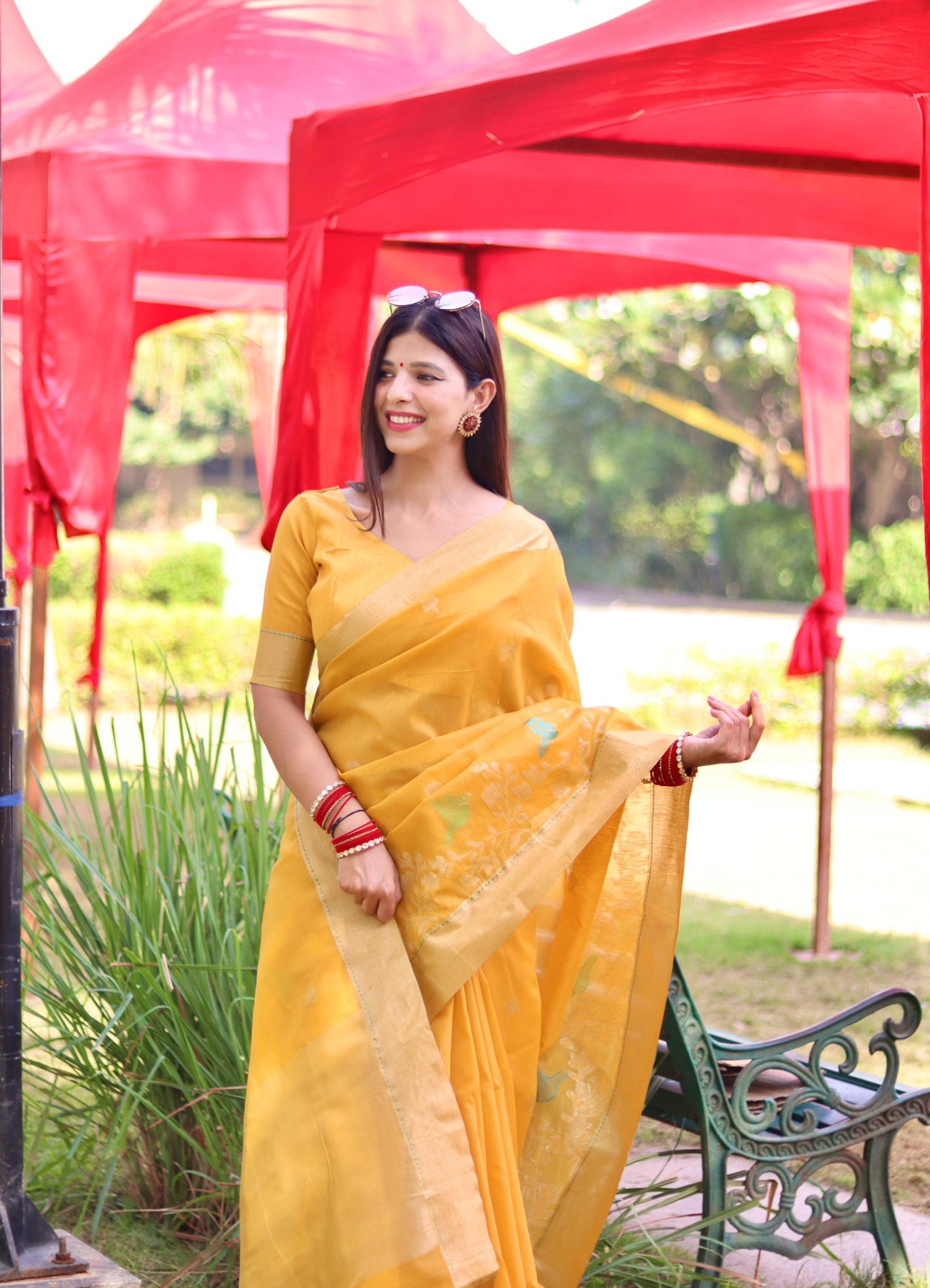 Elegance Redefined | Pure Linen Silk Saree with Jamdani-Inspired Weaving