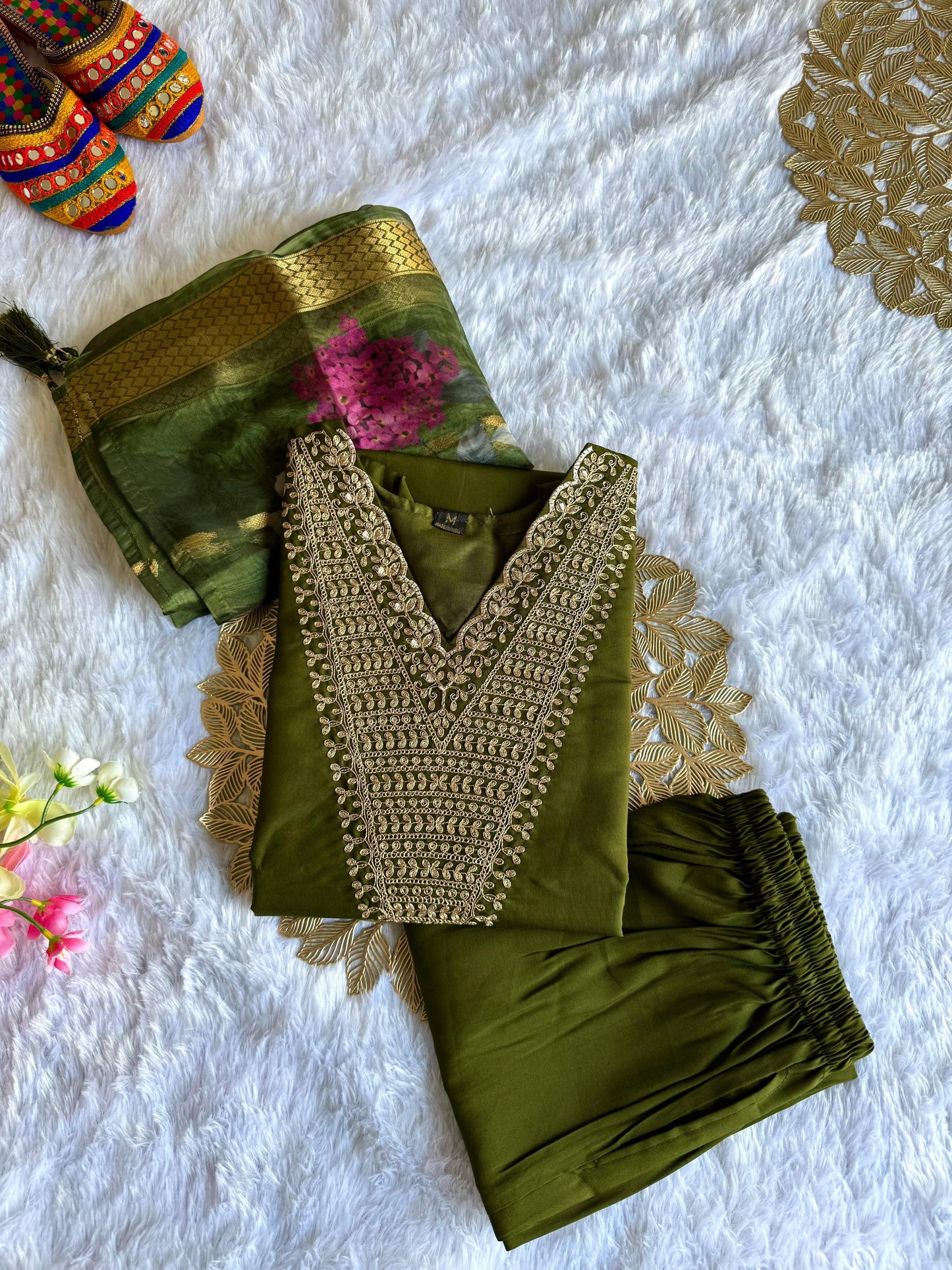 Roman Silk Embroidered Kurti Set with Digital Print Chanderi Dupatta