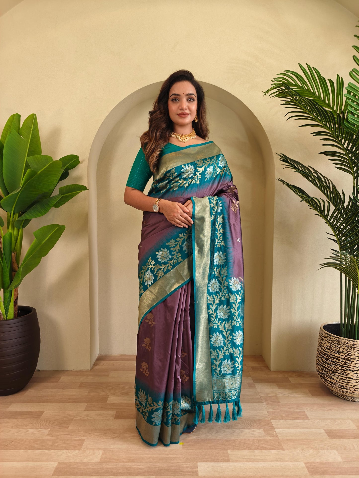 Fulpati - Dual-Tone Silk Saree with Designer Border & Contrast Pallu