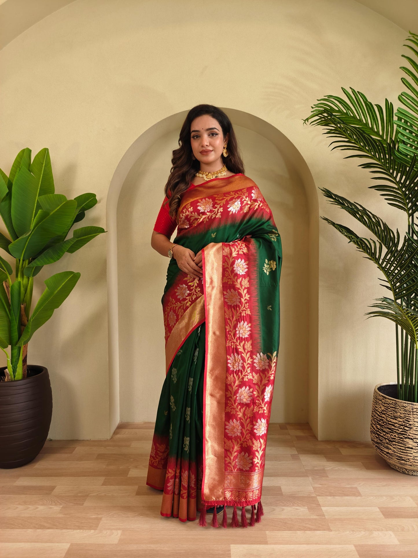 Fulpati - Dual-Tone Silk Saree with Designer Border & Contrast Pallu
