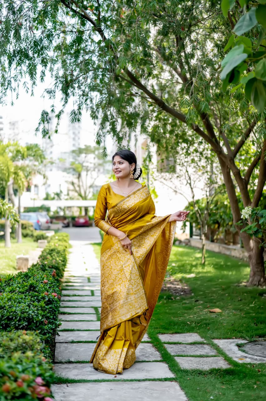 Minimalist Art | Handloom Raw Silk Kalamkari Saree (Abstract Weave)