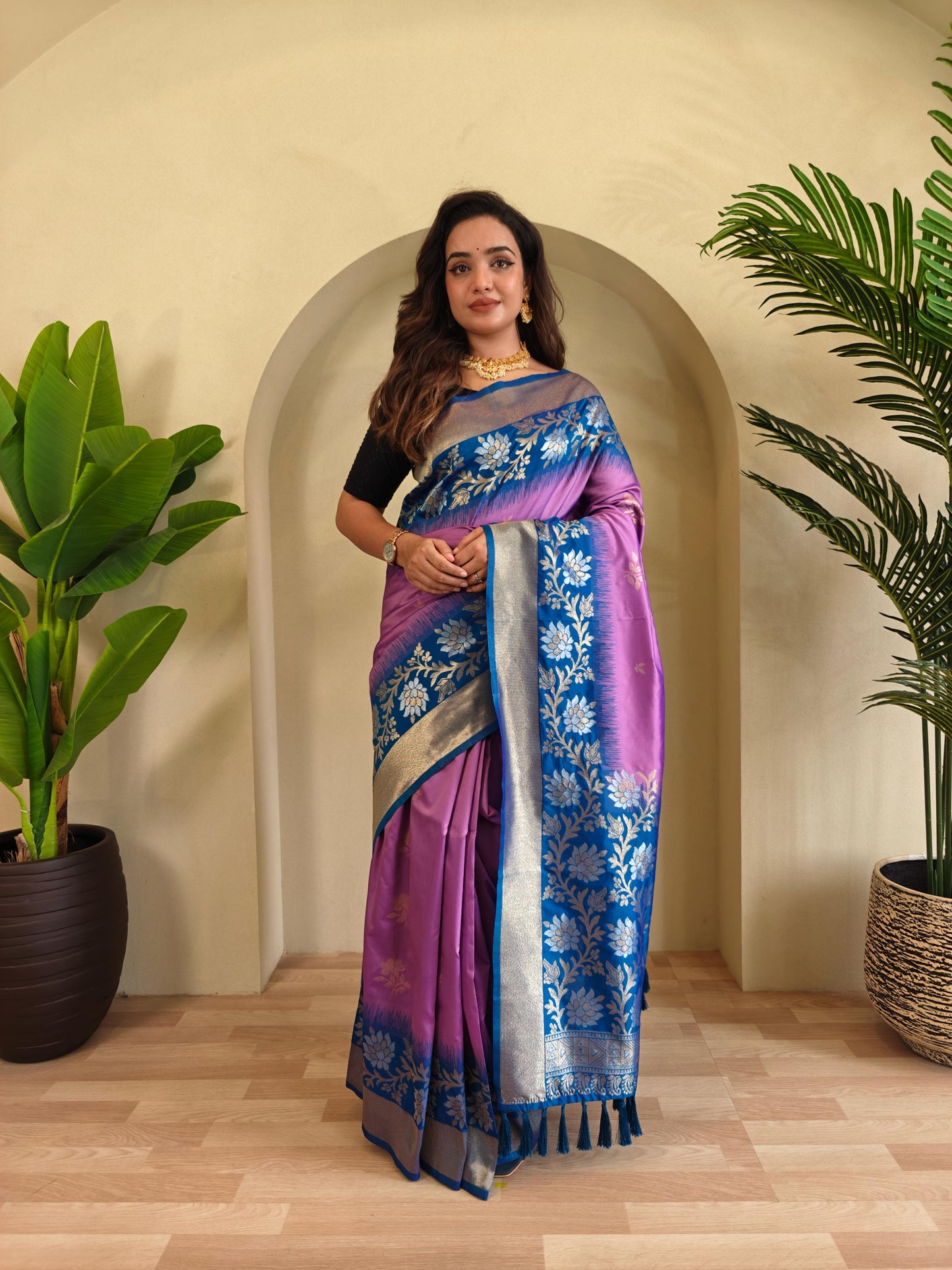Fulpati - Dual-Tone Silk Saree with Designer Border & Contrast Pallu