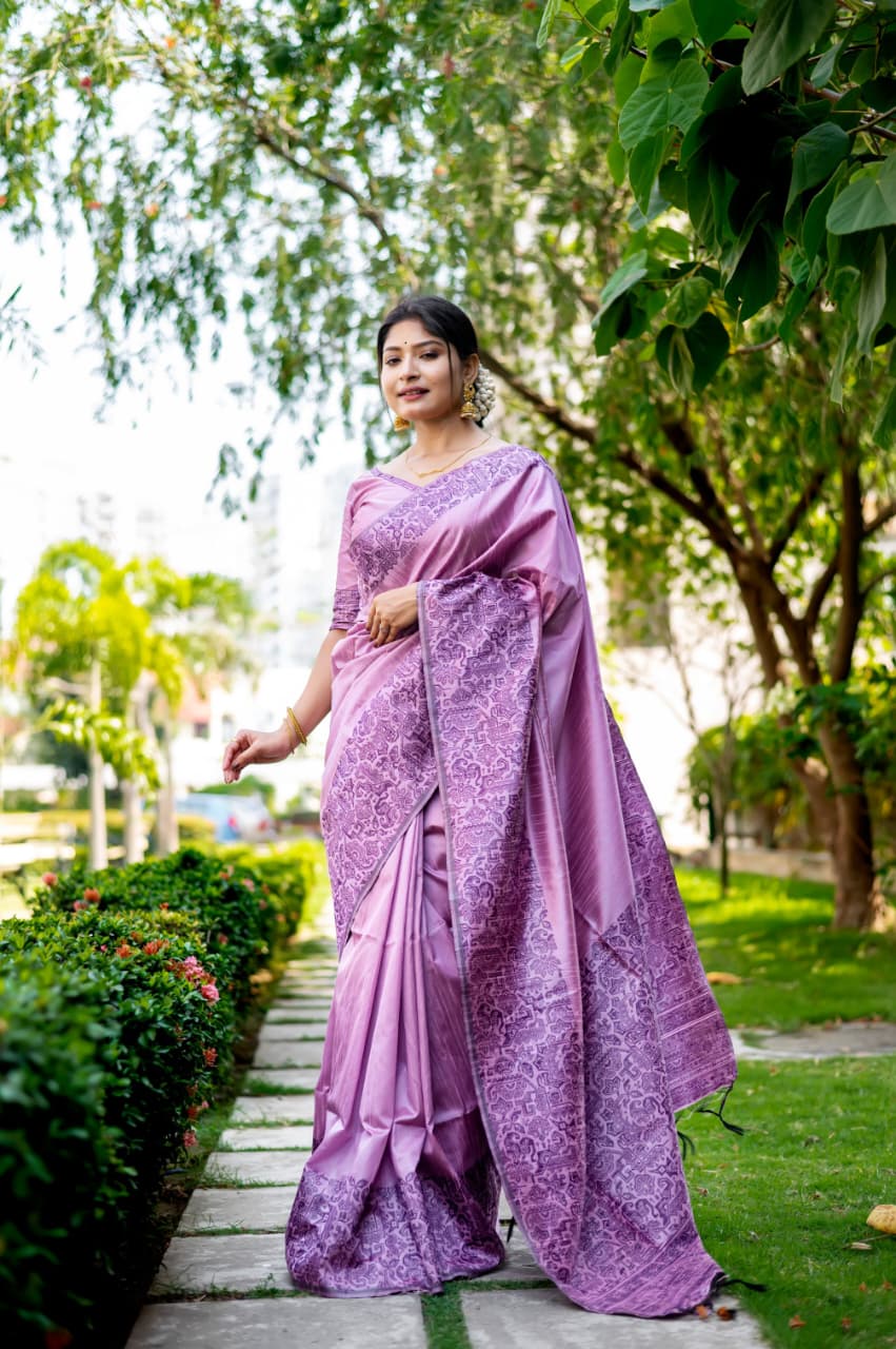 Minimalist Art | Handloom Raw Silk Kalamkari Saree (Abstract Weave)
