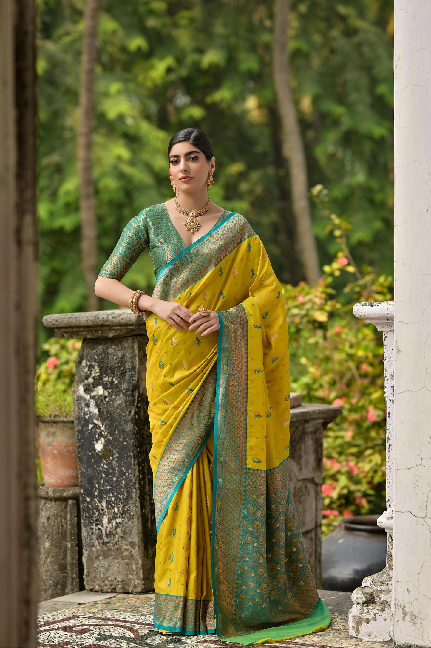 Pure Banarasi Silk Saree with Contrast Zari & Meena Work