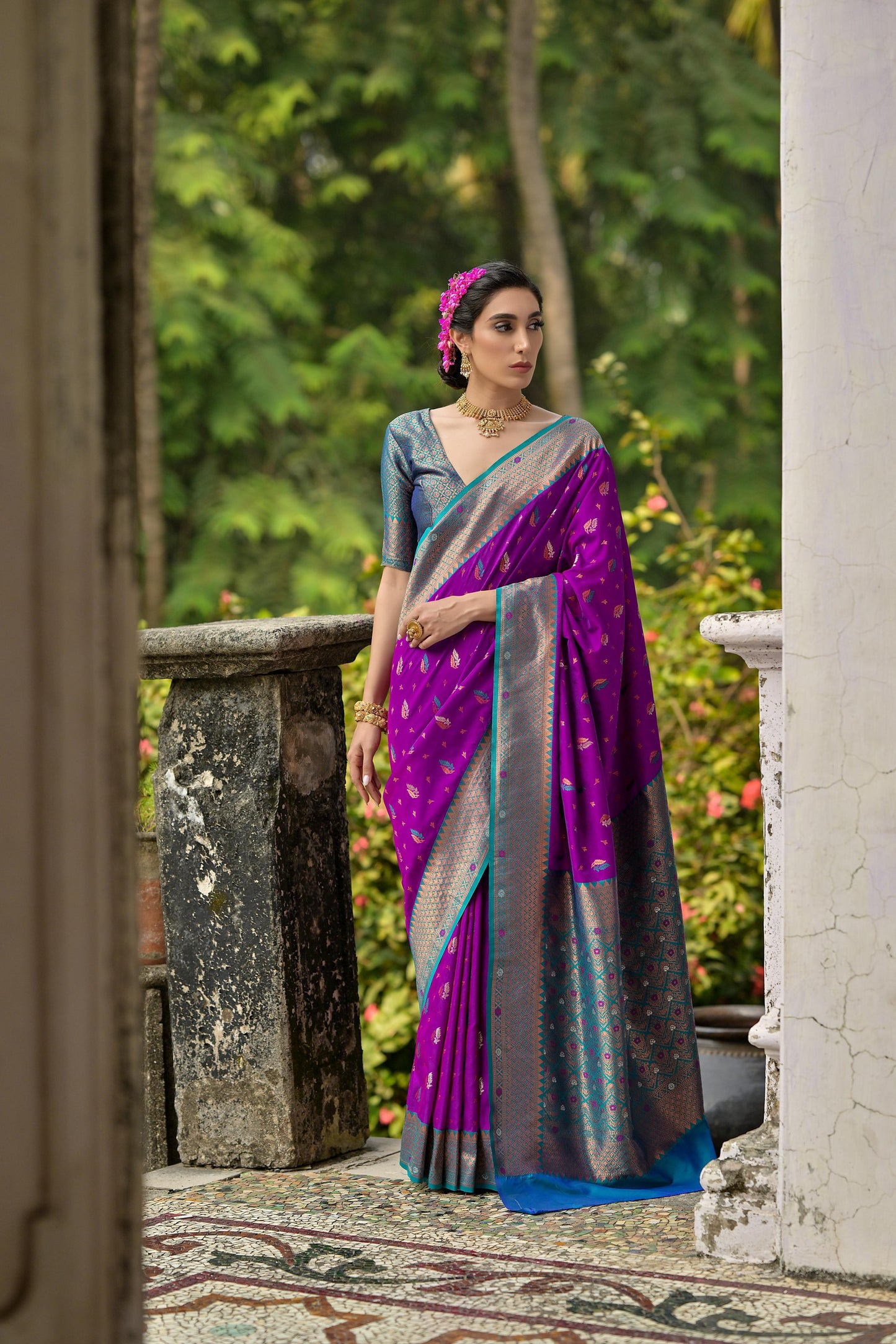Pure Banarasi Silk Saree with Contrast Zari & Meena Work