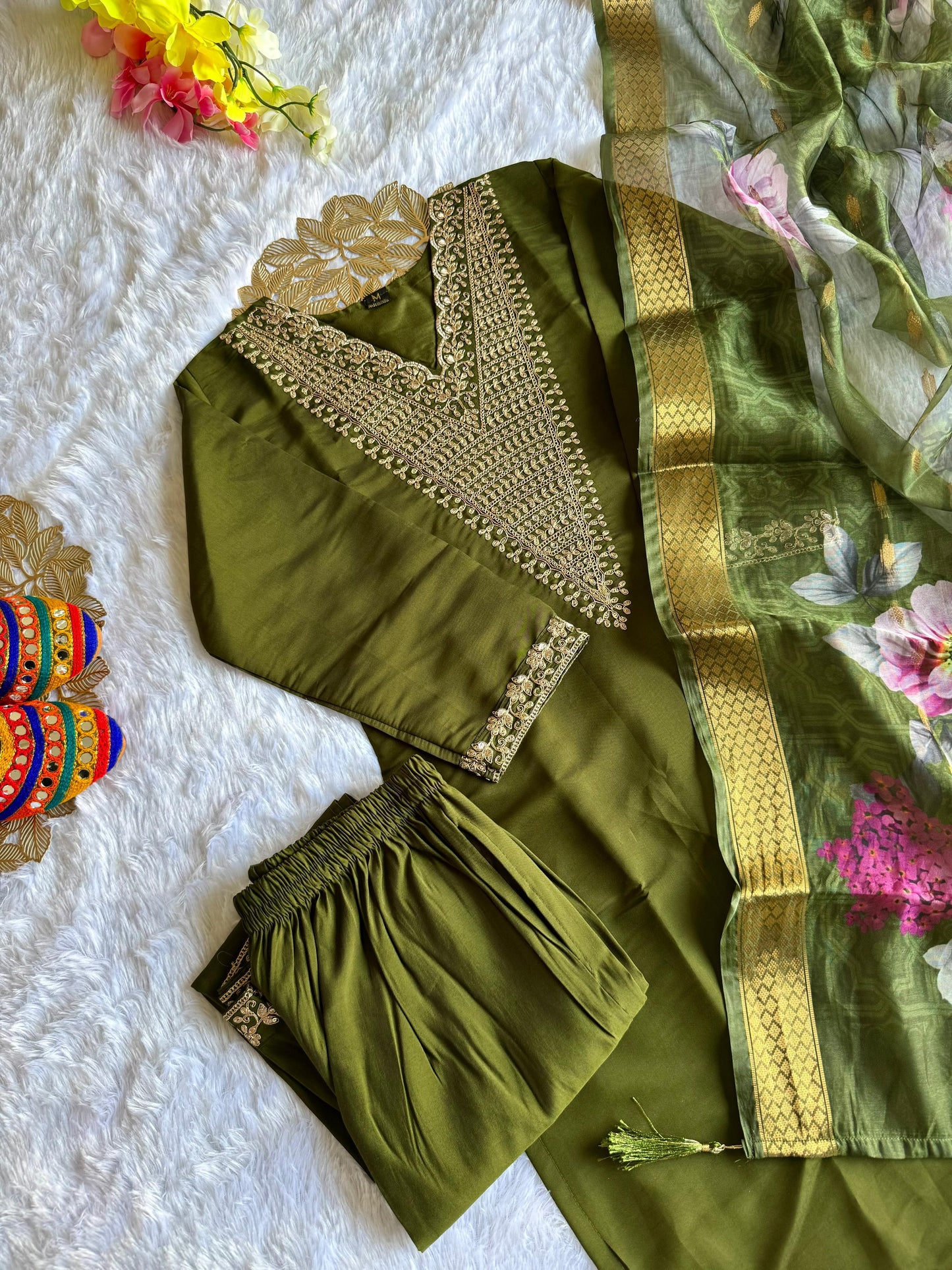 Embroidered Roman Silk Kurti Set with Digital Print Chanderi Dupatta | Premium 3-Piece Ensemble