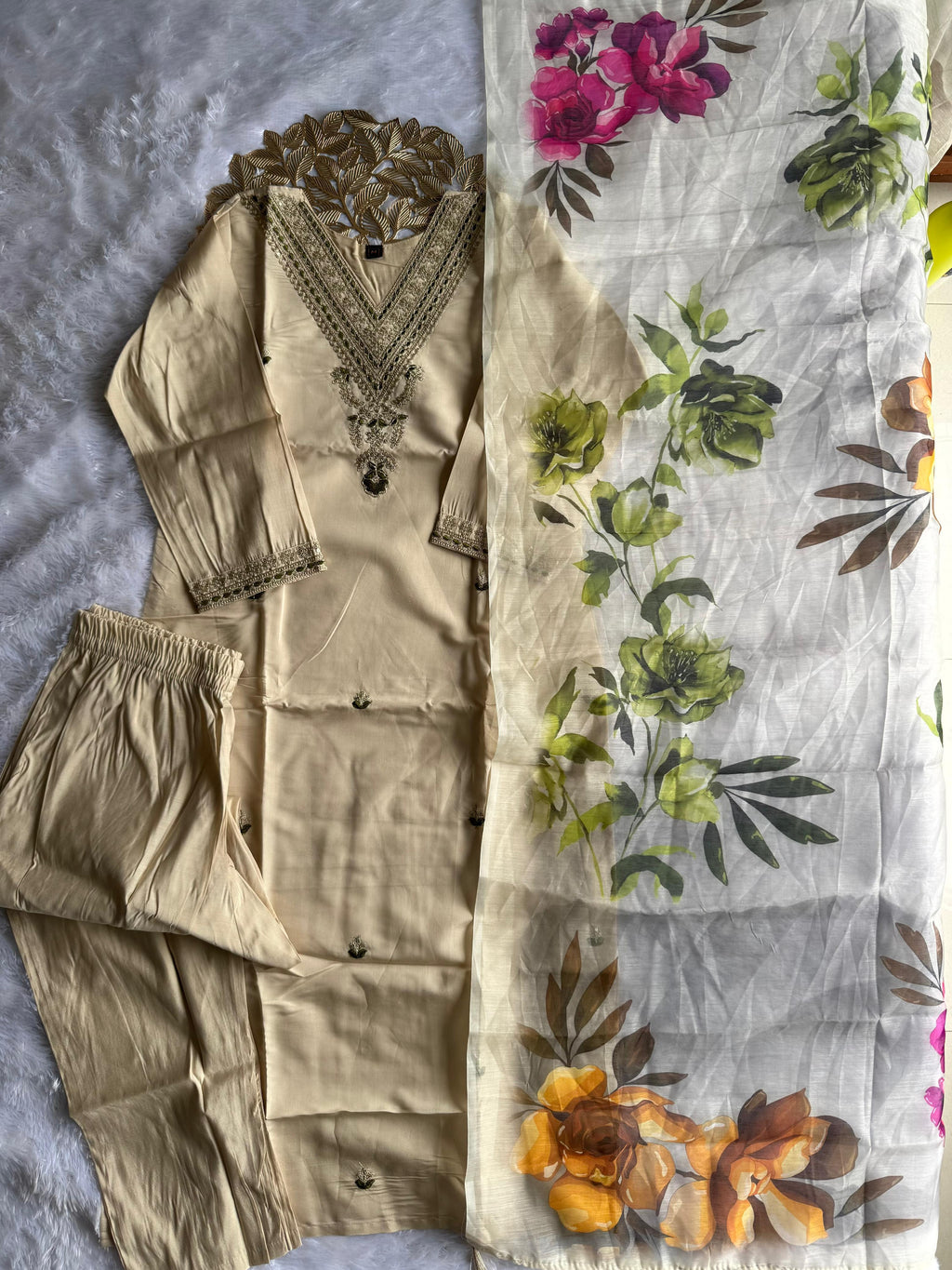 Roman Silk Embroidered Kurta Pant Dupatta Set with Chanderi Silk Dupatta for Women