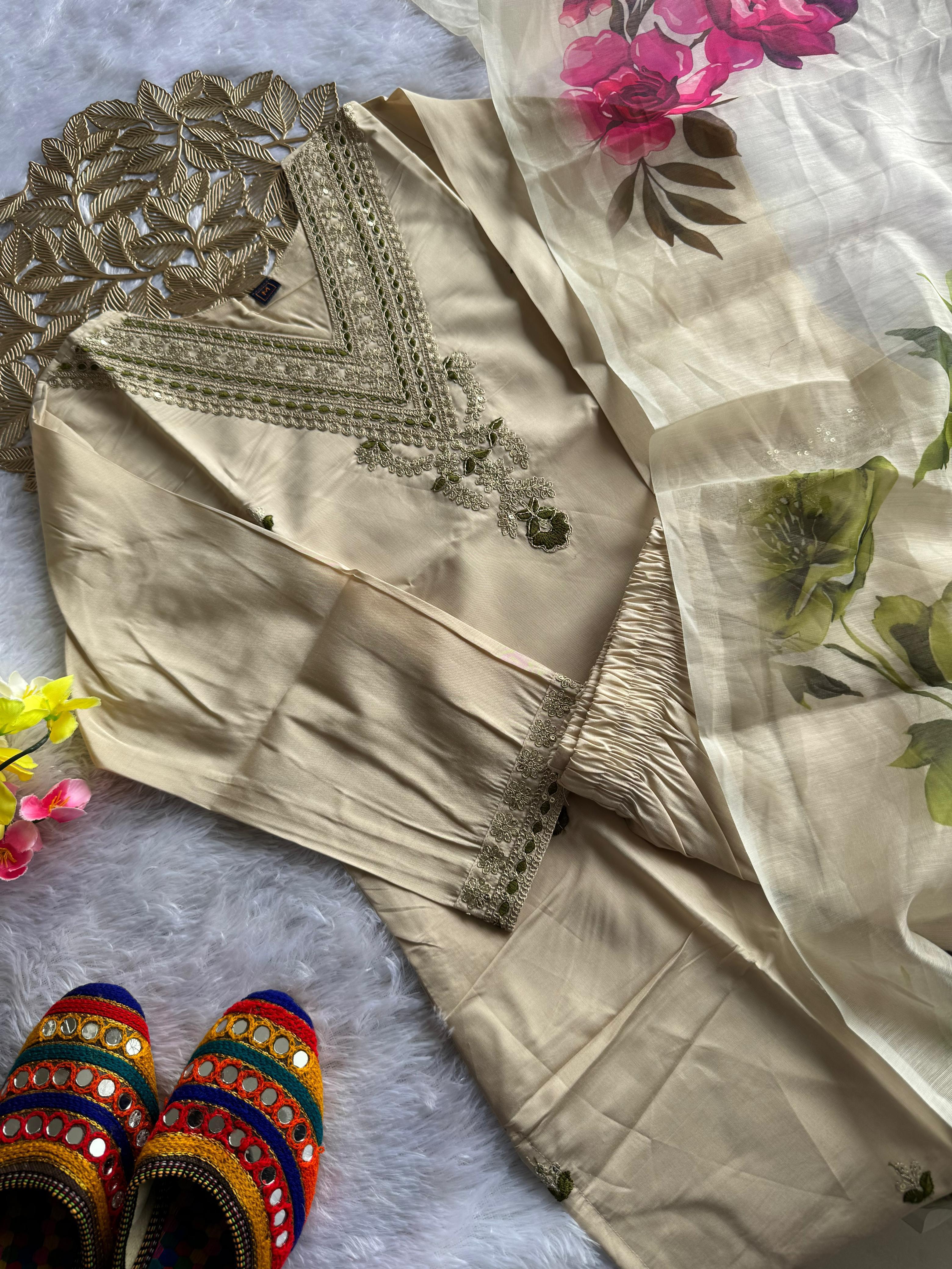 Roman Silk Embroidered Kurta Pant Dupatta Set with Chanderi Silk Dupatta for Women